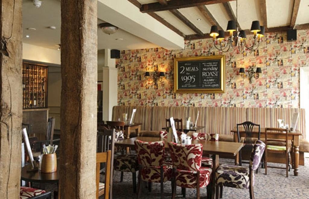 Raven Hotel By Greene King Inns Hook  Restaurant billede